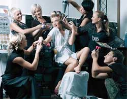 Результат використання професійної косметики BES - порівняння волосся до та після процедури відновлення італійськими засобами для пошкодженого волосся